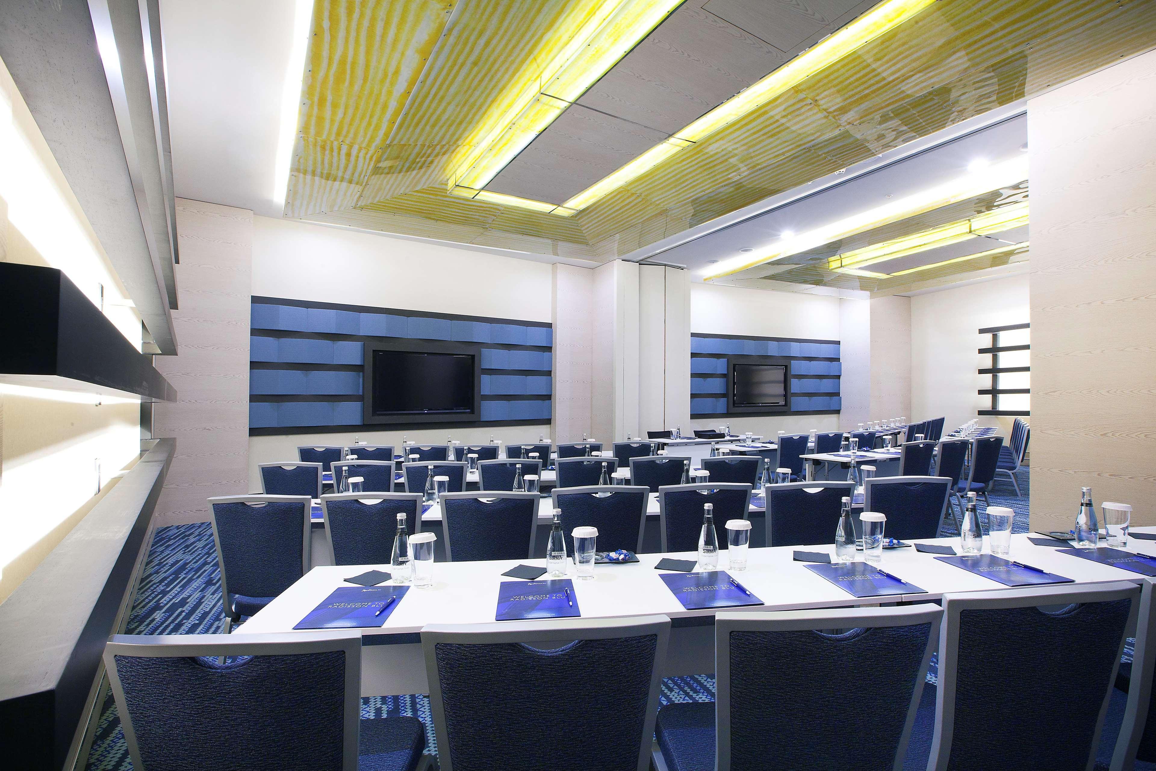 Radisson Blu Pera 5* Istanboel