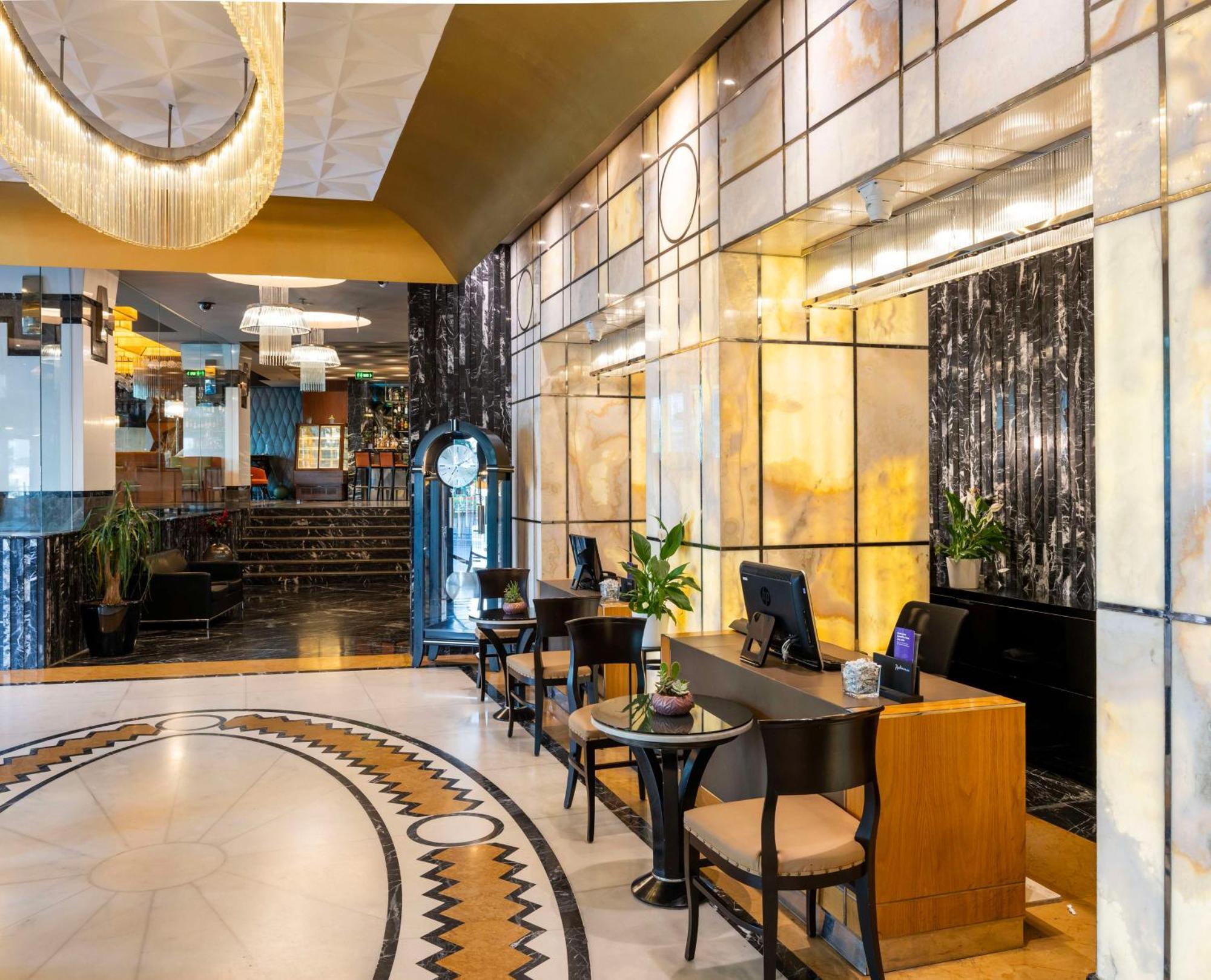 Radisson Blu Pera Hotel 5*